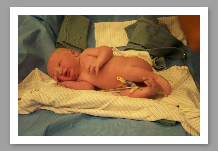 06One Minute Old.JPG